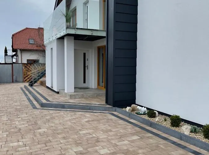 Nocleg ze śniadaniem Nova